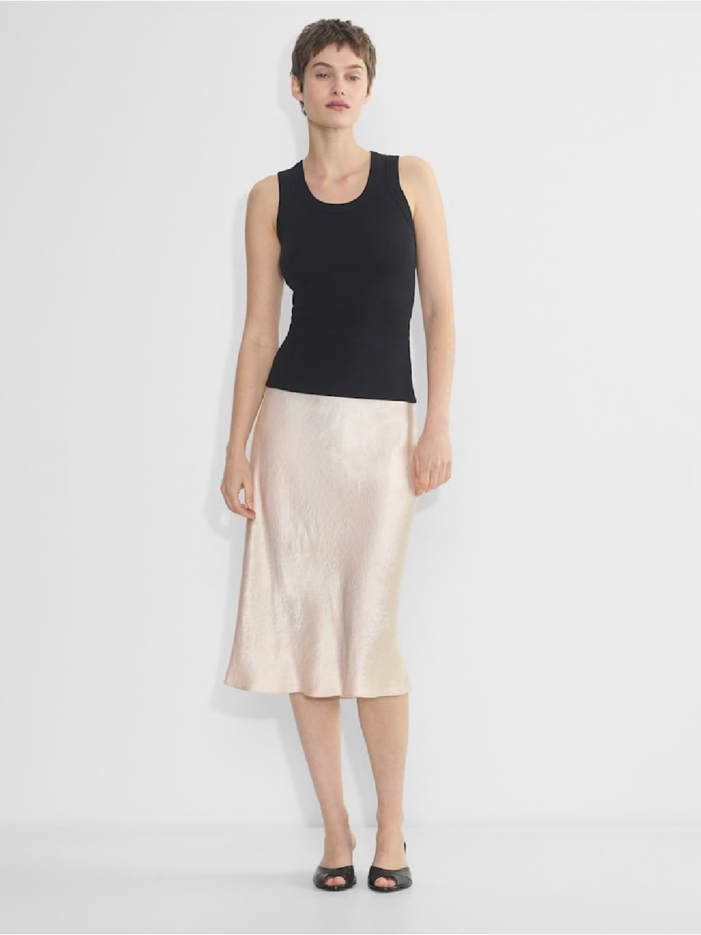Aritzia Babaton slip satin midi skirt | size 2 - Picture 4 of 4